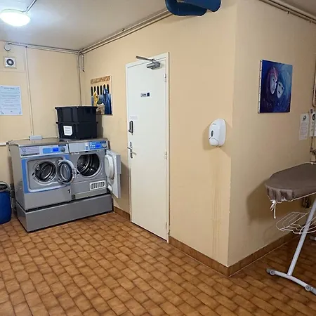 8 Pers, Sejour Spacieux Avec Wi-fi Inclus !